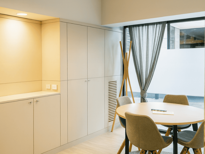 Oficina privada equipada en Flynt Space, coworking en Lloret de Mar