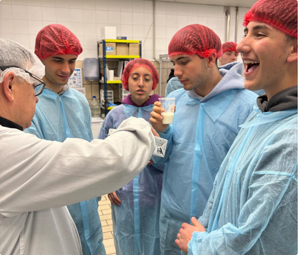 Students taking part in a supervised laboratory learning activity